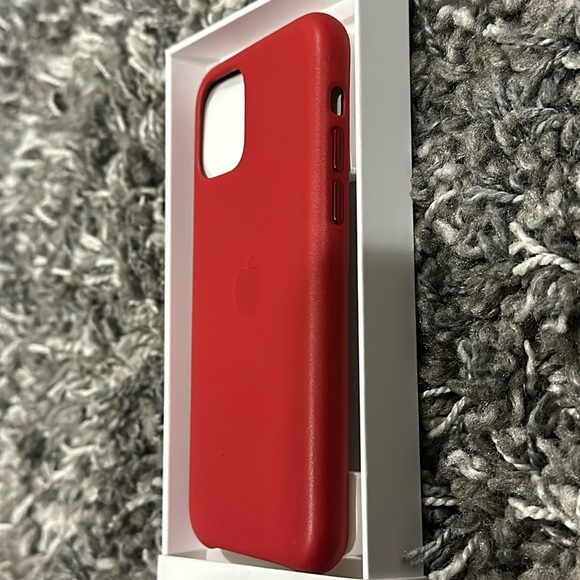 New APPLE IPhone 11 Pro - Picture 5 of 6